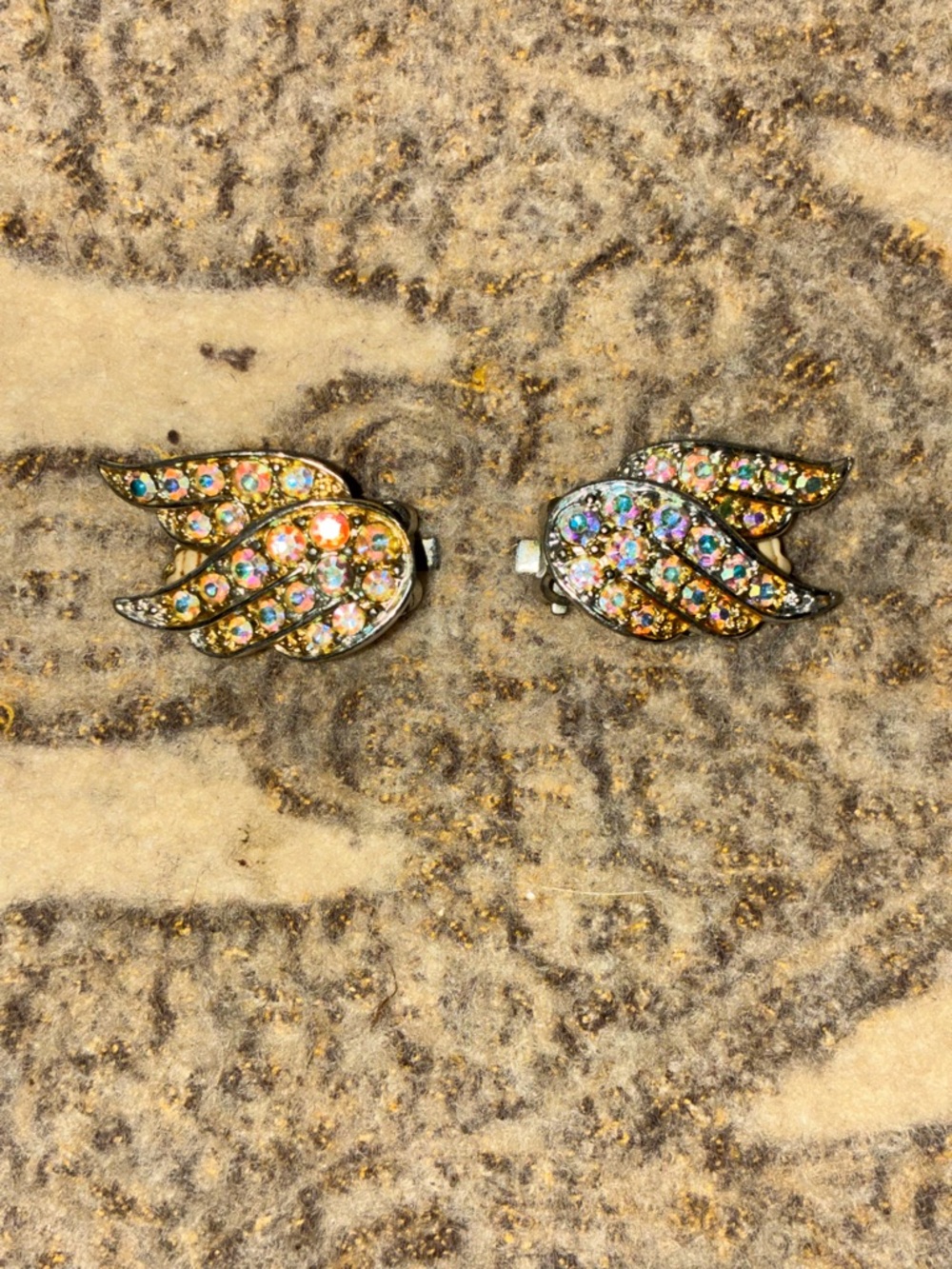 Vintage Sarah Coventry Clip On Earrings “Birds of Paradise”